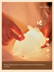 🐰💡 Luz Noturna LED de Coelho – A Luminária Fofa e Confortável para o Quarto! 🌙✨